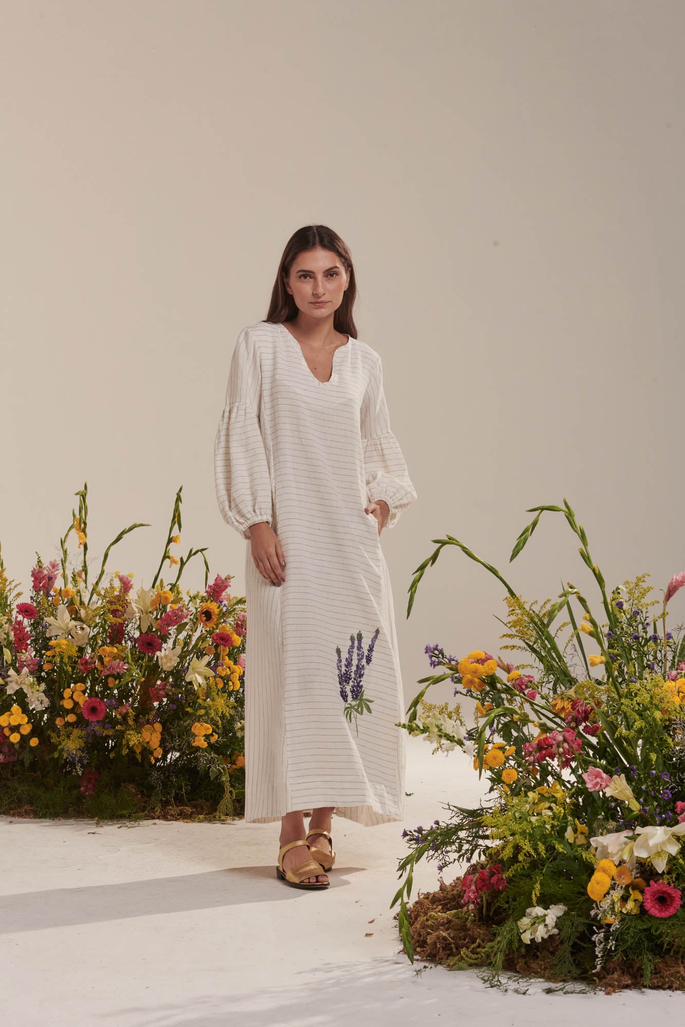 Linen dress with pinstripe sleeves