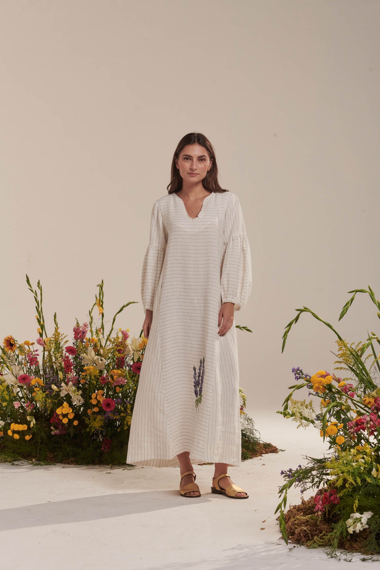 Linen dress with pinstripe sleeves