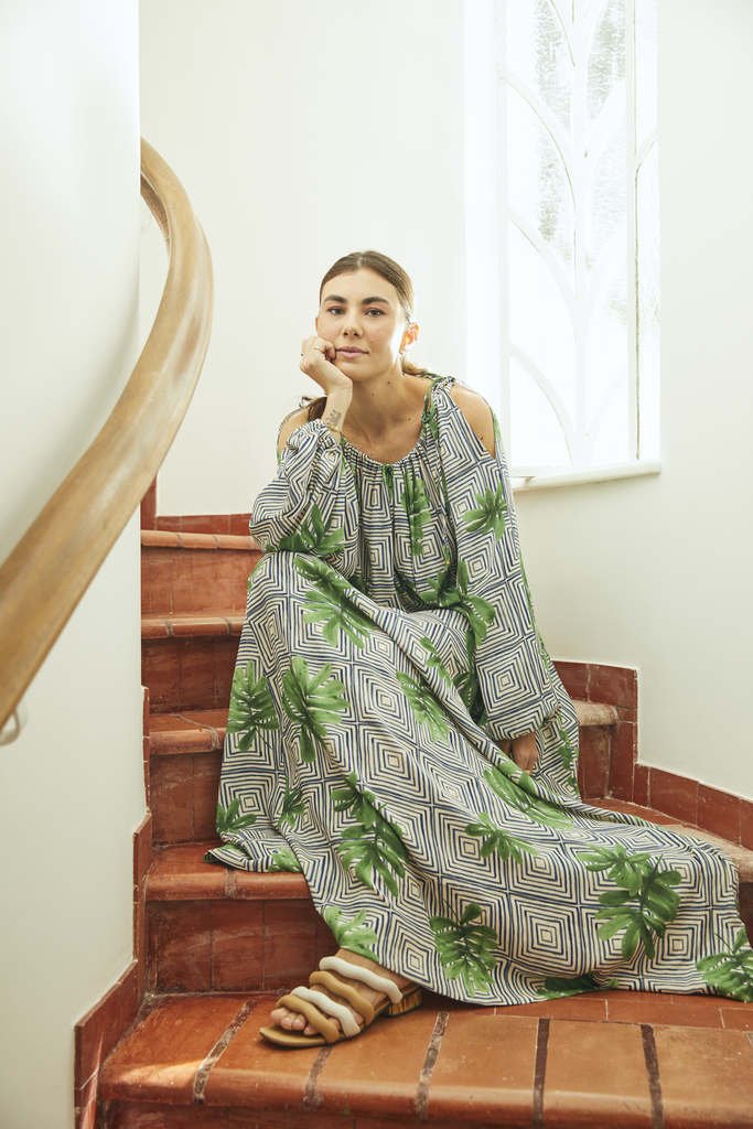 Vestido Rolotê Manga Bufante Est. Palmas