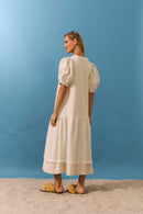 Vestido Babado Areia