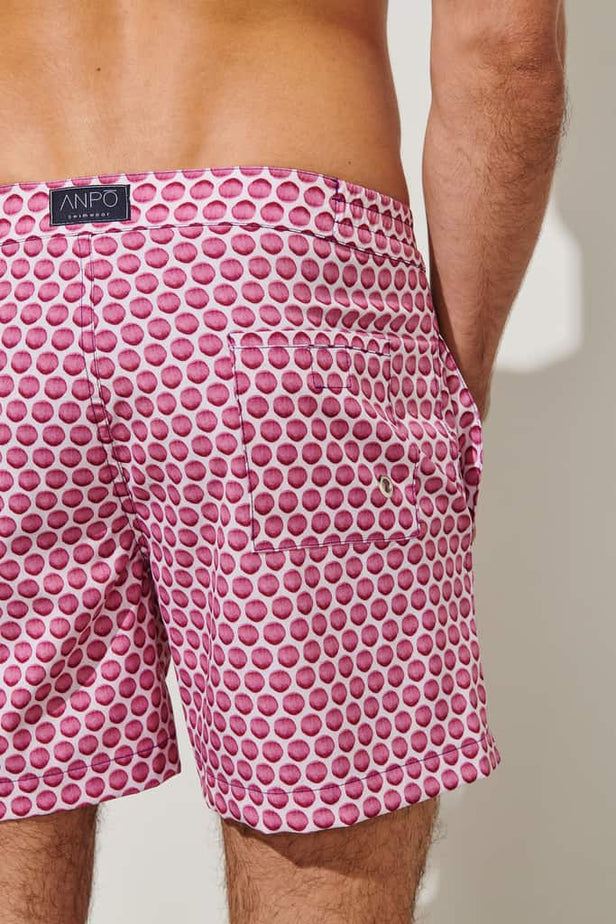 Short com botão bolas