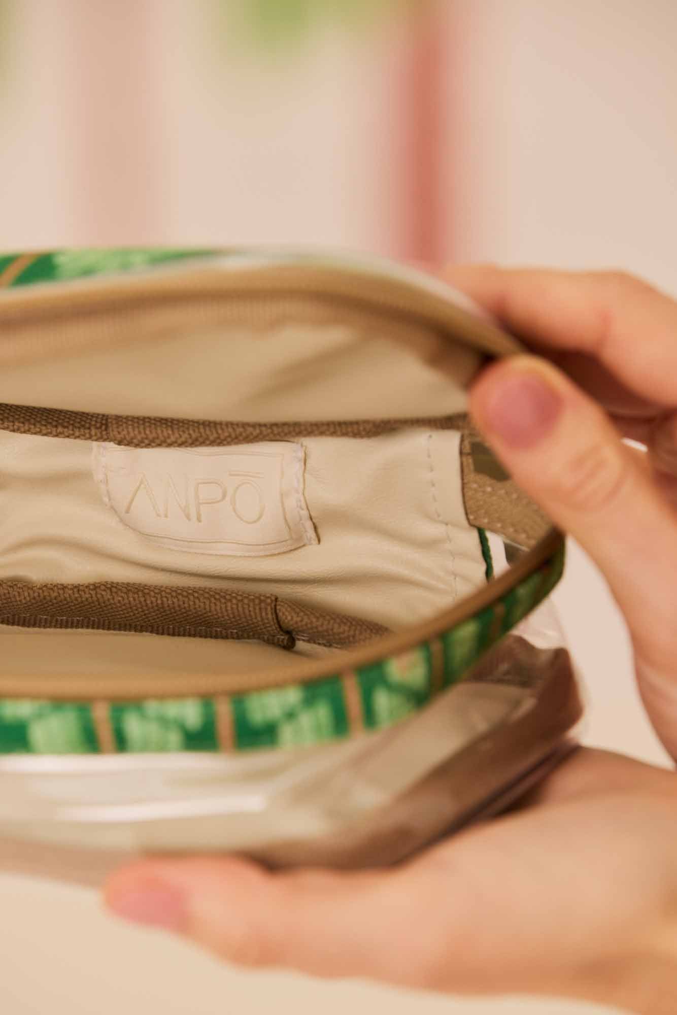 Necessaire Make Up Bungalow