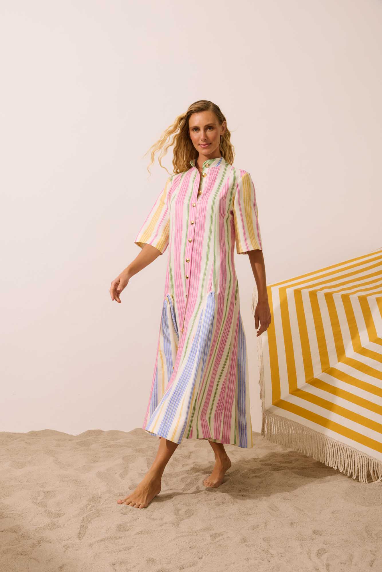 Vestido Recorte Tendas