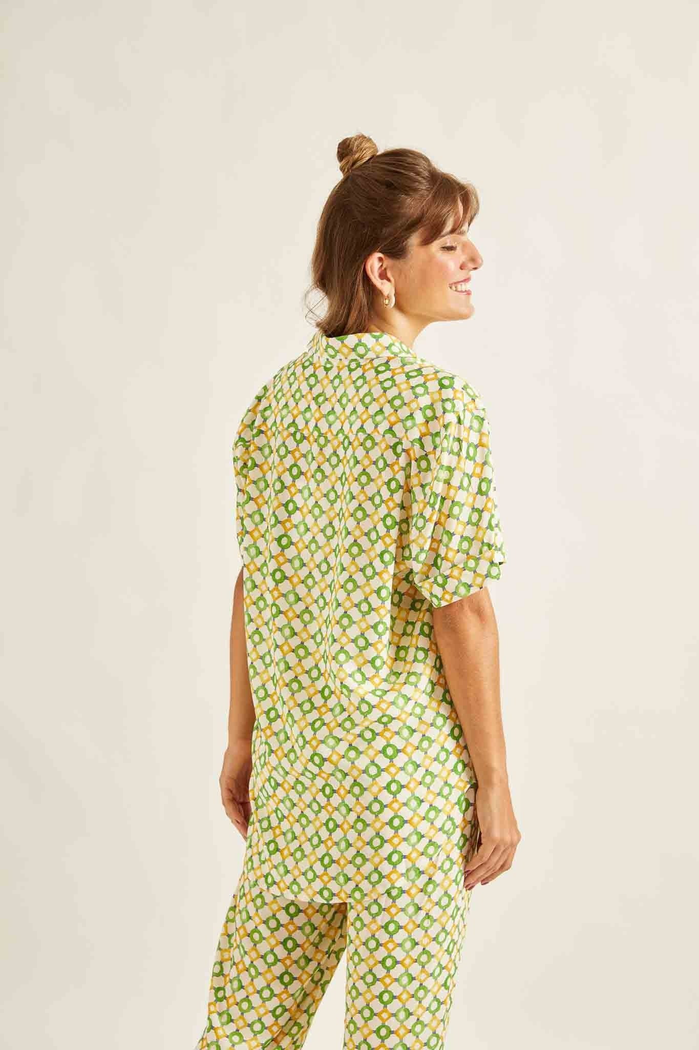 Blusa manga curta cobogó