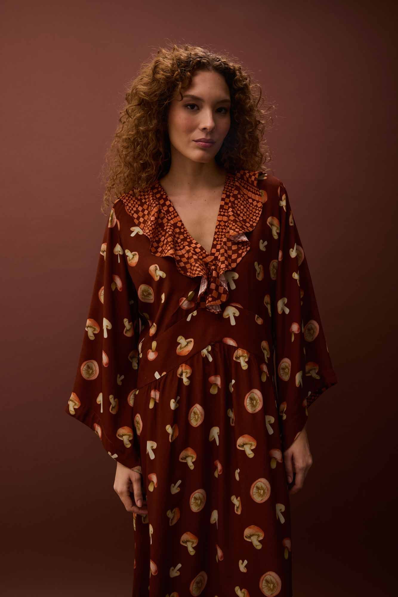 Vestido Decote V Funghi