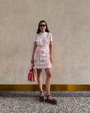 Vestido Jardineira Curto Sapori + Tshirt Anpô Basic Off White