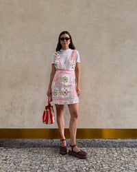 Vestido Jardineira Curto Sapori + Tshirt Anpô Basic Off White