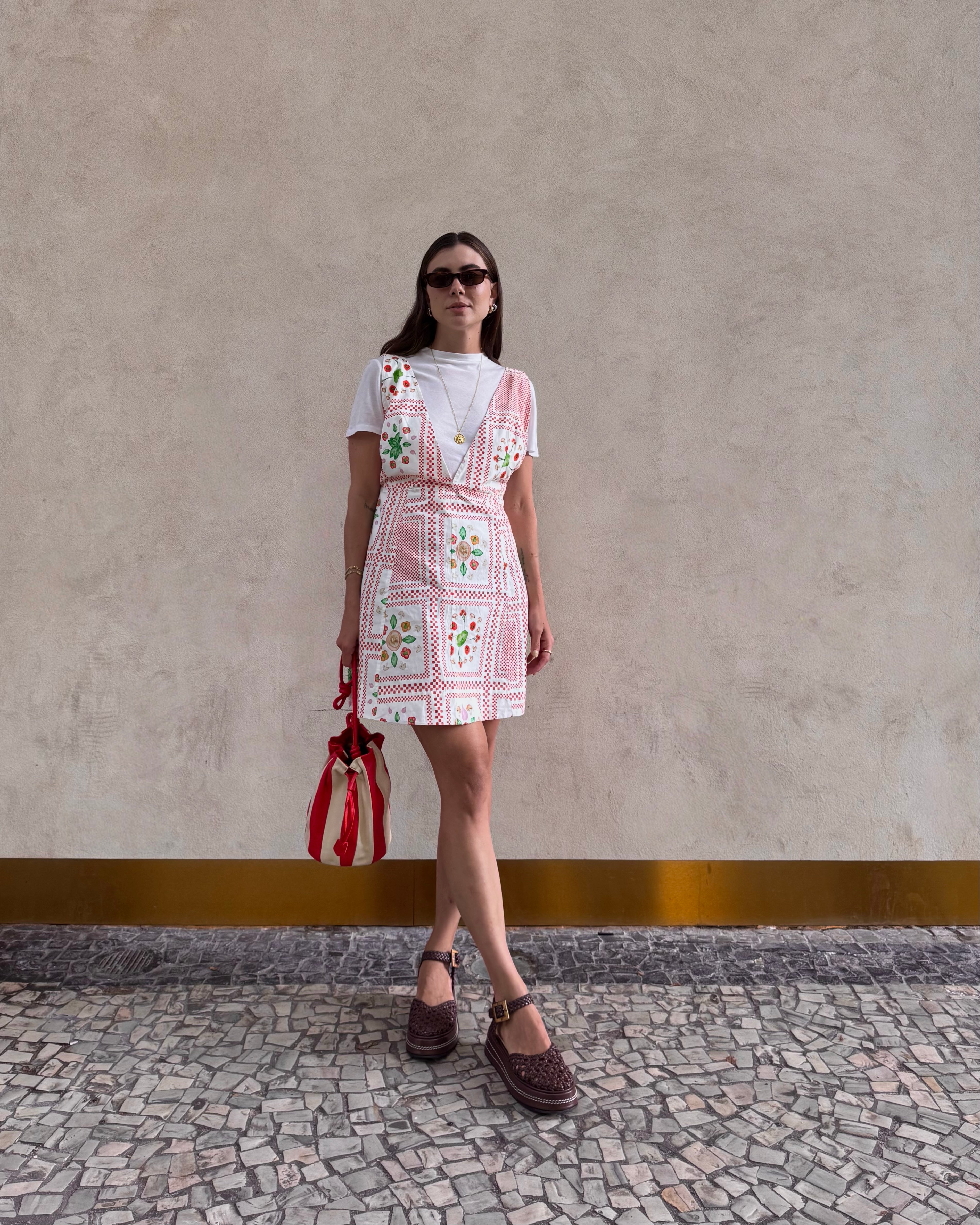 Vestido Jardineira Curto Sapori