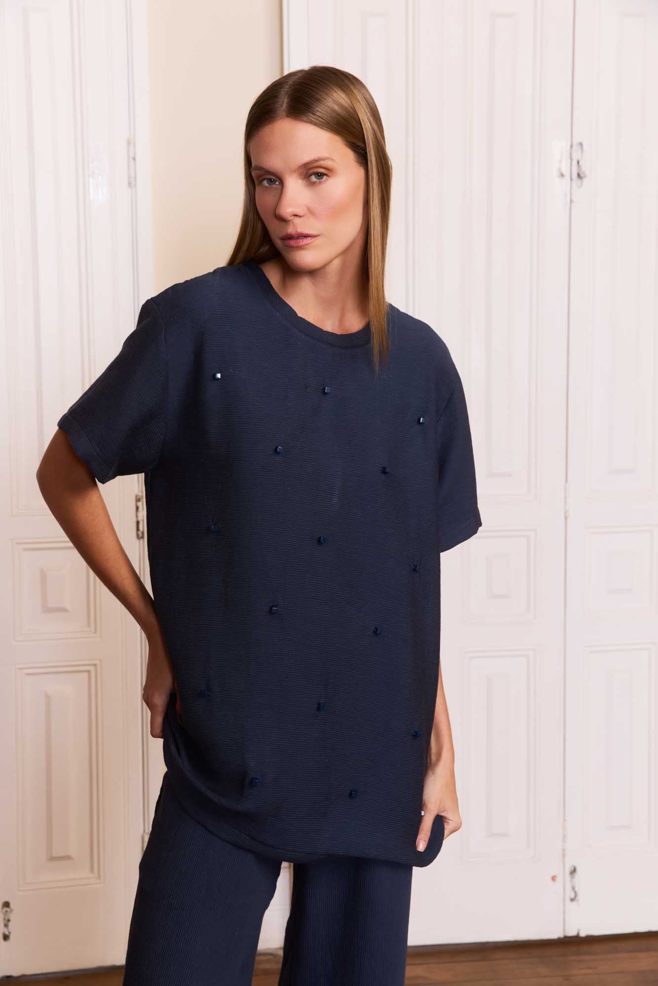 Blusa Bordada Azul Noite
