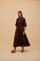 Vestido Recorte Marrom Terra