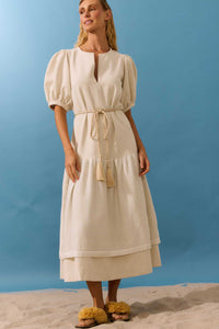 Vestido Babado Areia