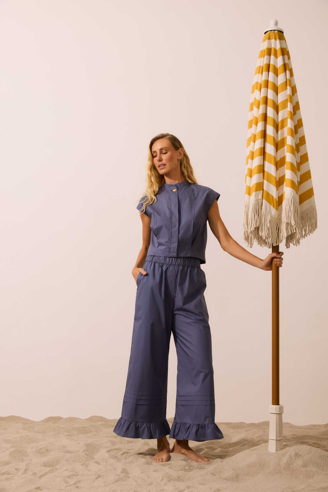 Calça Babado Azul Atlântico