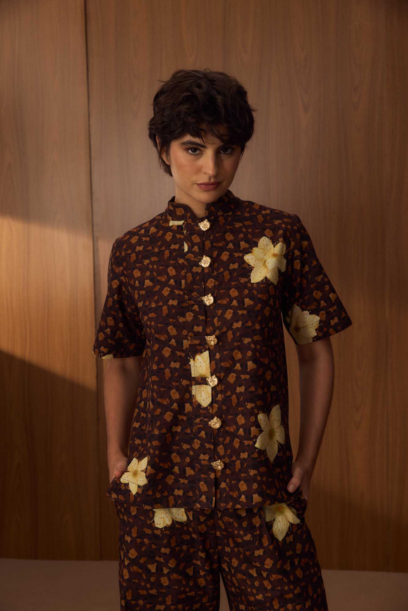 Camisa Gola Padre Onça Floral