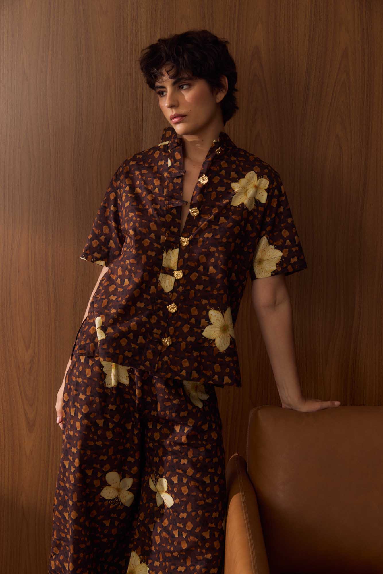 Camisa Gola Padre Onça Floral