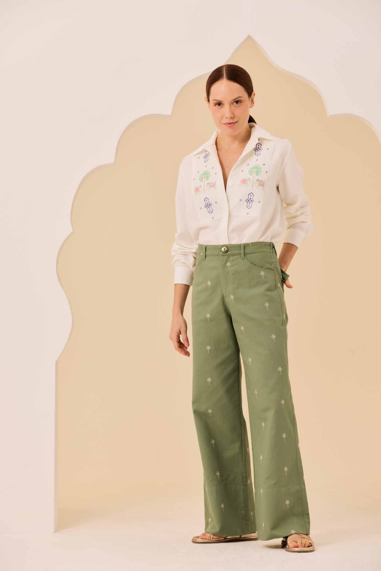 Calça Sarja Verde Boradado