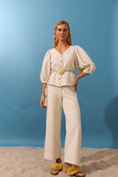 Blusa Abotoamento + Calça Pantalona Areia